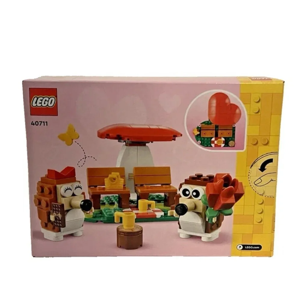 NEW LEGO Iconic Hedgehog Picnic Date 40711 - Picture 2 of 3
